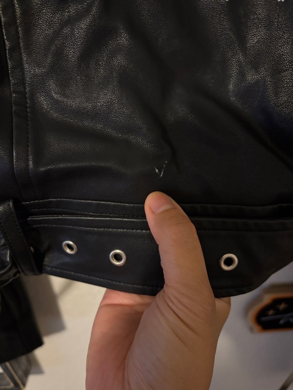 Collectif Black 'Spooky Babe' Faux Leather cropped jacket - Picture 4 of 5